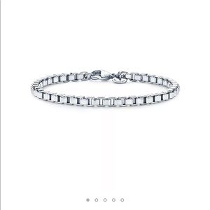 Tiffany & Co. Venetian Link Sterling Silver Bracelet.